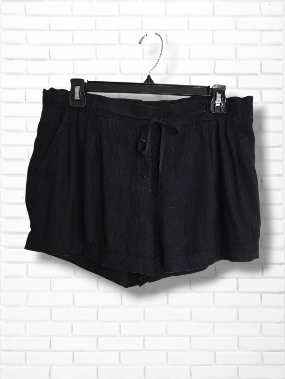 Aritzia Babaton Black Linen Blend Tie Waist Mid Rise Shorts Size 6